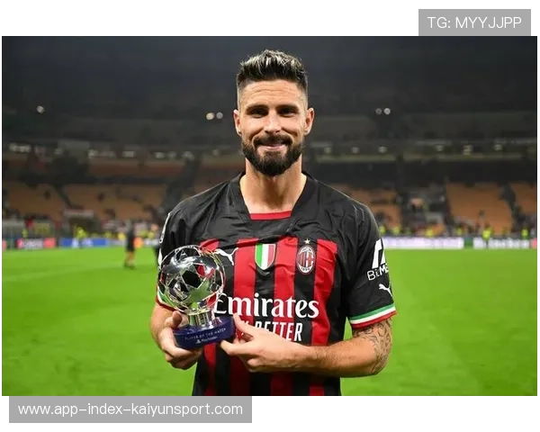 米兰吉鲁头球练习维持稳定输出,制胜关键尽在一瞬间 米兰吉鲁头球练习维持稳定输出,制胜关键尽在一瞬间