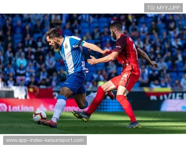 塞维利亚准备在关键比赛中引入更多变阵套路 塞维利亚准备在关键比赛中引入更多变阵套路