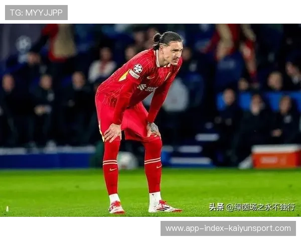 利物浦达尔文努涅斯前场飞身撞射技惊四座