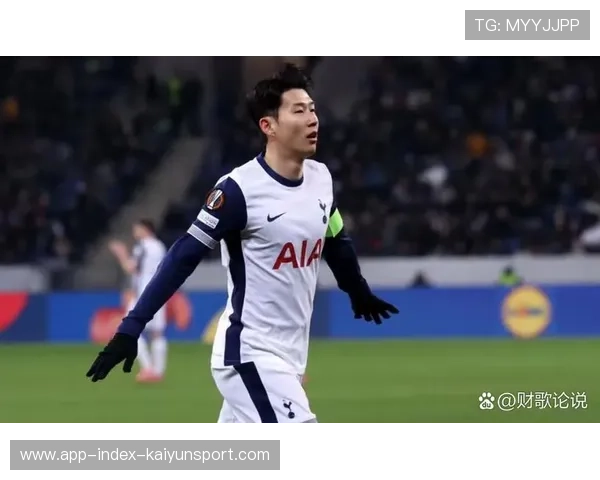 孙兴慜高速换向突破射门,热刺扩大比分——速度与技巧的极致演绎 孙兴慜高速换向突破射门,热刺扩大比分——速度与技巧的极致演绎